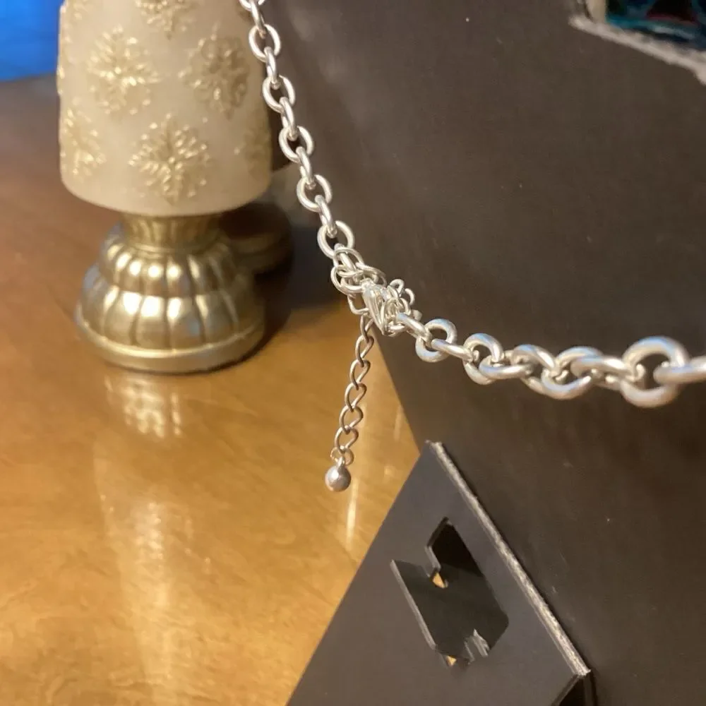 Hammered Silvertone Hoops Adjustable Necklace